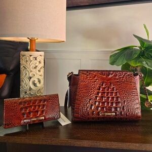 Brahmin Hillary In Pecan Melbourne With Matching Ady Wallet.